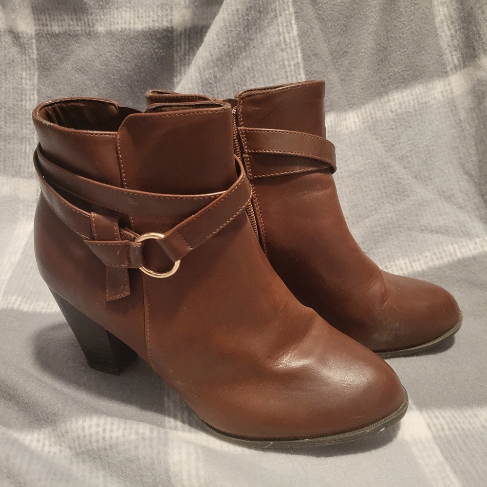 Size 10 Brown Booties